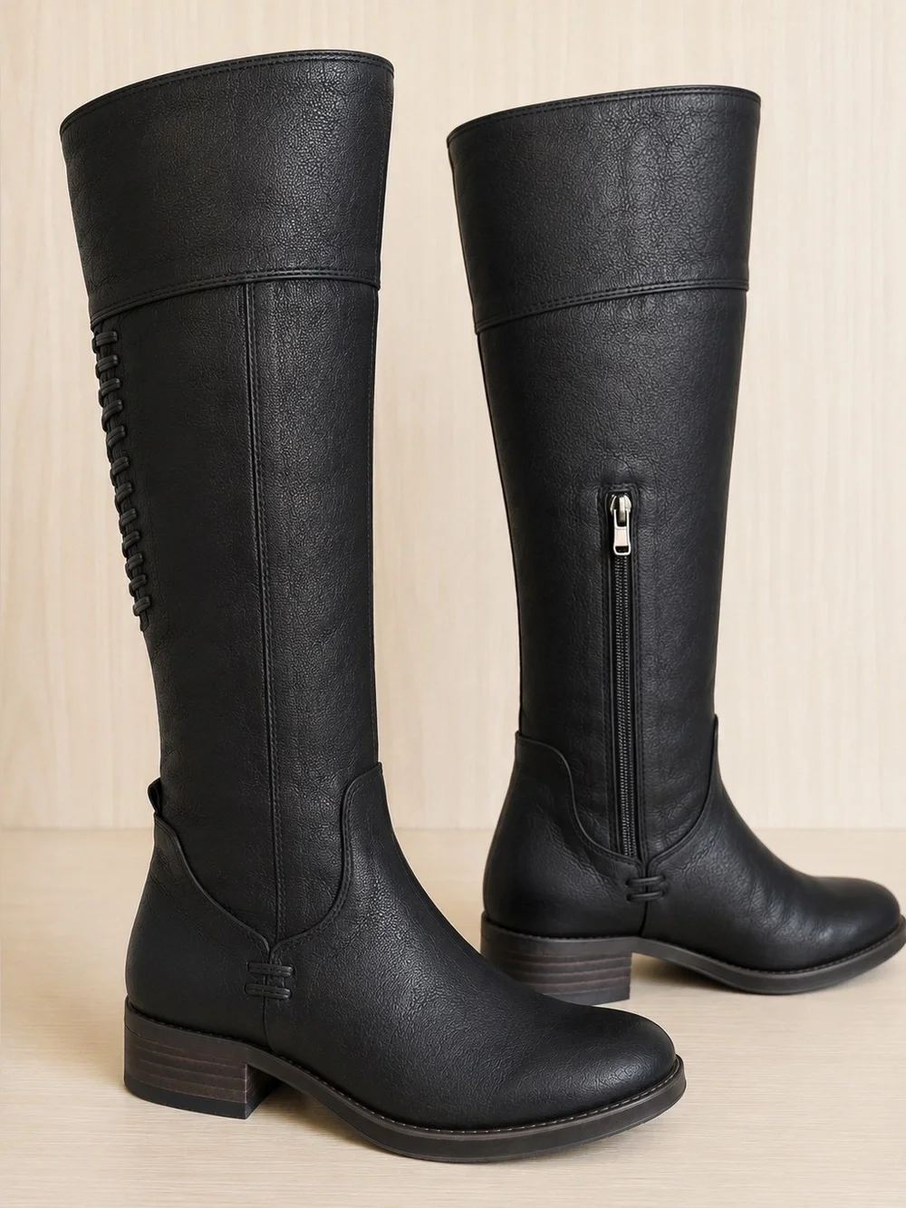 Vince Camuto Women’s Black Leather Knee High Riding Boots Size 6M 36.5